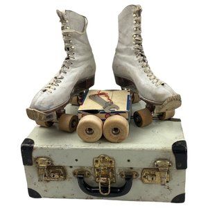 Betty Lytle Vintage Wood Wheel Roller Skates with Case New Chicago Maple size 6